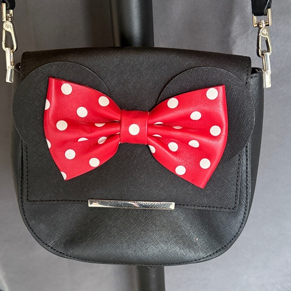 Kate Spade Black Crossbody Bag with Minnie Mouse Ears and Red Polka Dot Bow - Picture 1 of 3